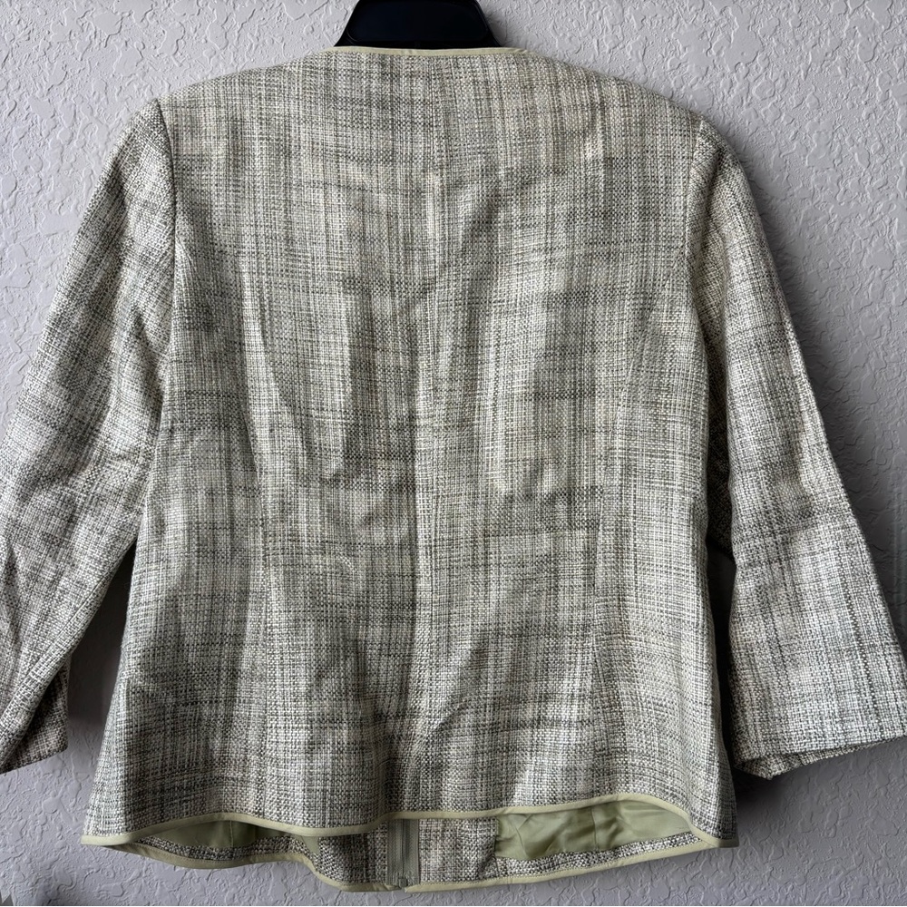 Brand New! Doncaster blazer - Picture 3 of 4